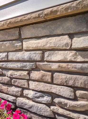 ledgestone-stone-veneer-img.jpg