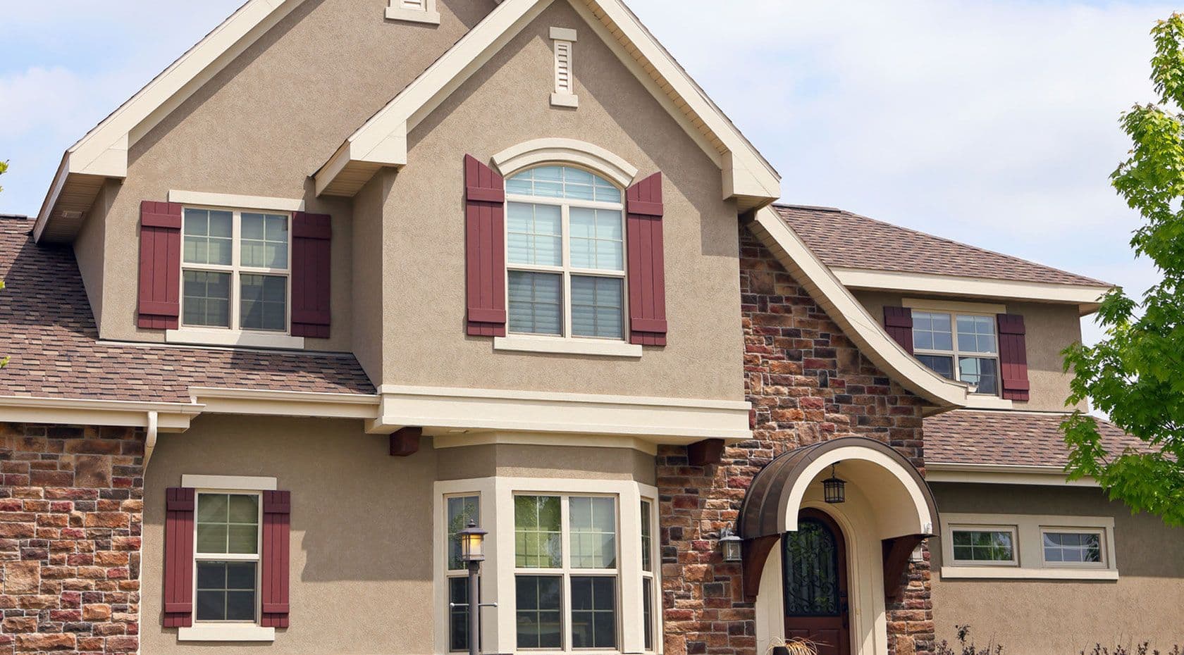 stucco-maintenance-hero-image.jpg